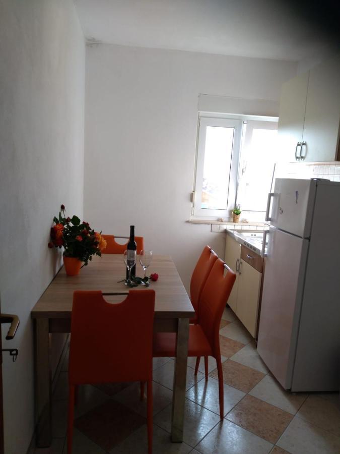 Apartmán Midnight Ražanac Exteriér fotografie