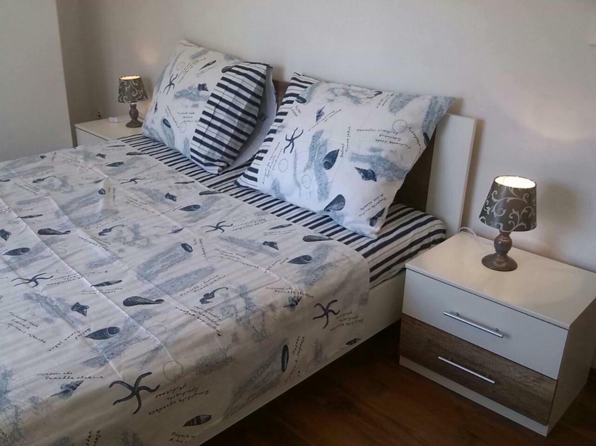 Apartmán Midnight Ražanac Exteriér fotografie